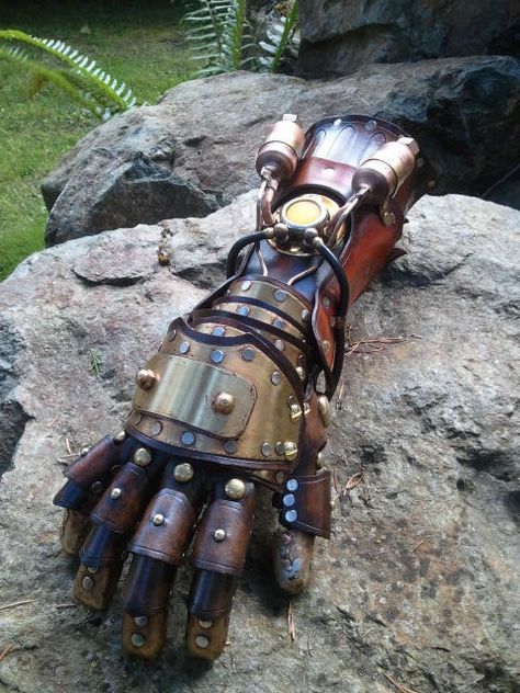 Korra fans with EXTREMELY deep pockets should check this out.   http://www.etsy.com/listing/109113714/steampunk-equalist-glove-arm-armor Steampunk Arm, Rune Knight, Steampunk Gloves, Punk Ideas, Steampunk Armor, Steampunk Outfits, Steampunk Costumes, Steampunk Gadgets, Steampunk Aesthetic