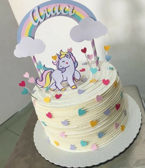 Birthday Cake For Women Elegant, Unicorn Cake Design, Unicorn Cake Decorations, Cake Designs For Girl, Small Birthday Cakes, Homemade Chocolate Bars, Unicorn Themed Birthday Party, Pastel Cakes, Car Birthday Theme