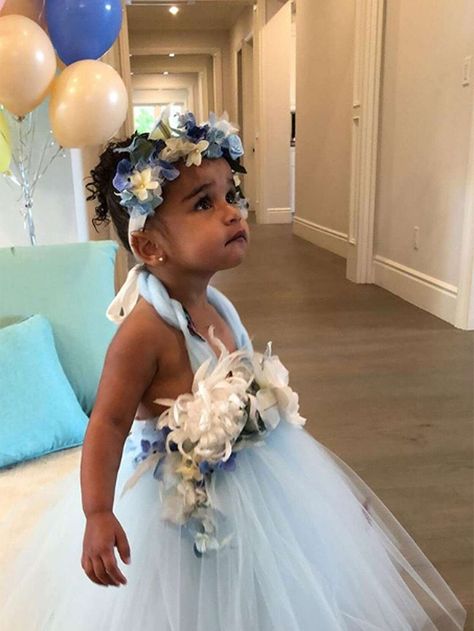 Dream bday Kim KardashianCredit: Kim Kardashian/Instagram Kylie Jenner Fans, Blue Princess Dress, Kylie Jenner Gif, Jenner Kids, Dream Kardashian, Fairy Theme Party, Kylie Jenner Instagram, Kardashian Kids, 2nd Birthday Party