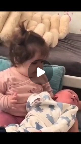 Funny Videos Baby, Funny Toddler Videos, Funny Little Kid Videos, I Just A Baby, Funny Kid Videos, Funny Babies Videos, Kids Funny Videos, Baby Laughing Video, Funny Toddlers