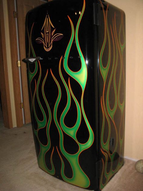 Candy, Lace, Flake, Flames... wanna see WILD custom paint... - THE H.A.M.B. Hotrod Art, Painted Fridge, Vintage Fridge, Vintage Refrigerator, Kustom Paint, Pinstripe Art, Auto Paint, Cool Garages, Car Furniture