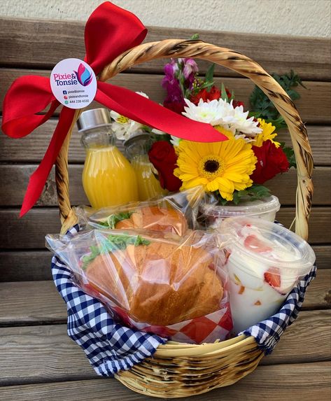 Canasta ideal para compartir con esa persona especial. 🧺🥰 Picnic Basket, Persona