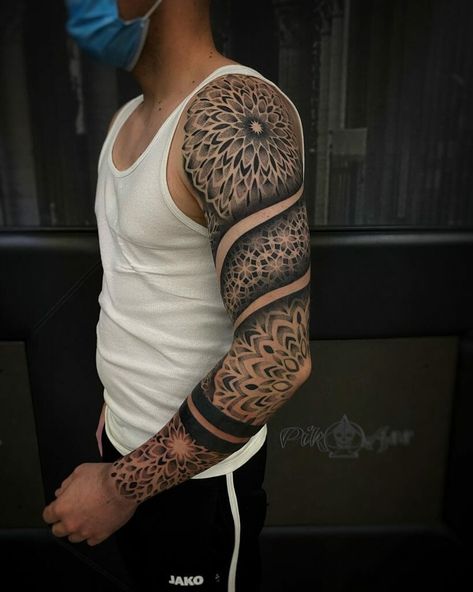 Womens Mandala Sleeve Tattoo Dot Work Sleeve Tattoo, Mandala Sleeve Tattoo Design, Mandala Full Sleeve Tattoo, Mandala Arm Sleeve, Dotwork Pattern Tattoo, Mandala Shoulder Tattoo, Mandala Tattoo Mann, Mandala Sleeve Tattoo, Marvel Tattoo Sleeve