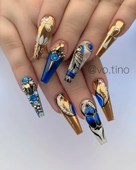 SXC Cosmetics Nails 💅🏼 on Instagram: “🛕✨today I feel like an Egyptian ✨🛕 by @vo.tino What do you think?🤔 Comment below 👇Tag your BFF💕 who loves it⁠ ⠀⠀⠀⠀⠀⠀⠀⠀⠀⠀⠀⠀⠀⠀⠀⠀⠀⠀⠀⠀⠀⠀⠀⁠ 💓…” African Nail Art, Egyptian Nail Art, Egyptian Nails, Pedi Designs, Today I Feel, Gel Paint, Halloween Dance, Stiletto Nail Art, Dope Nail Designs