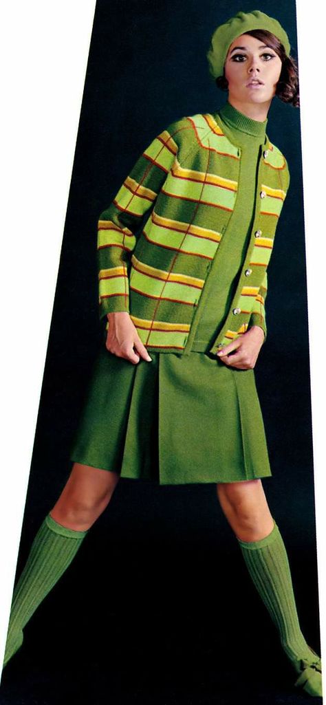 1960s Knitwear, 1960s Mod Fashion, Colleen Corby, Swinging 60s, Nostalgic Images, 60s Mod, 60s And 70s Fashion, Seventeen Magazine, Sixties Fashion