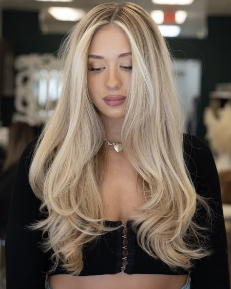 Creamy Brunette Hair, Platinum Highlights On Blonde Hair, Blonde Balayage And Highlights, As Blond, Creamy Blonde Hair Balayage, Blonde Hair 2024 Trends, Blonde Hair Color Ideas For Summer, Creamy Balayage, Blonde Platinum Hair