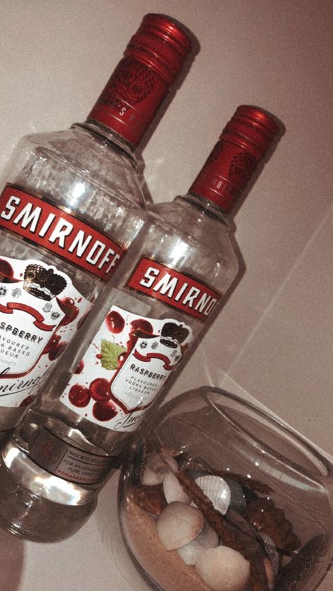 Smirnoff Halloween Costume, Thirteen Movie, Impress Quotes, Jazmin Bean, Make It Stop, Alcohol Party, Alcohol Aesthetic, Pretty Drinks, Feeling Sick