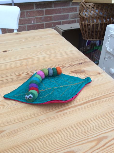 A curious little caterpillar - up cycled felt balls from a bag and some tasty silk and velour...sensory feast Felt Caterpillar, Felt Balls, Needle Felt, Felt Ball, School Projects, Painting Crafts, Caterpillar, A Bag, Needle Felting