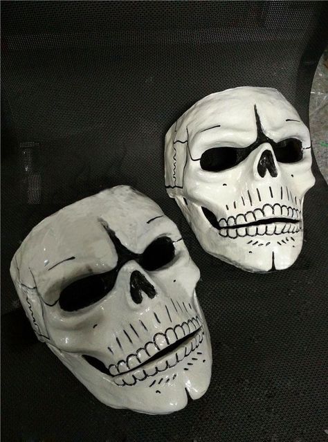 Painted Masks, James Bond Spectre, Day Of The Dead Mask, 007 Spectre, Halloween Maze, Mascaras Halloween, Art Mask, Cosplay Cosplay, Zombie Walk