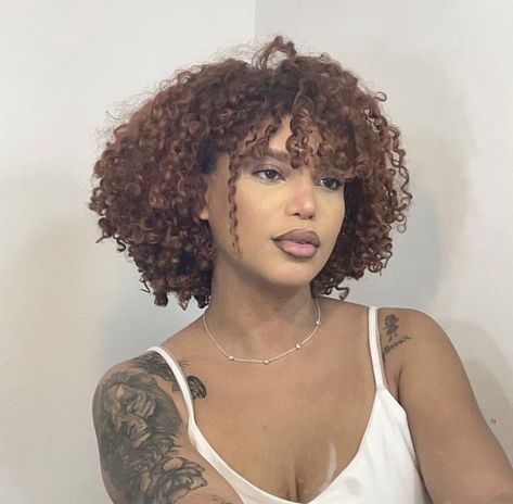 Short Afro With Bangs, Stretched Curls Natural Hair, Natural Hair Bob Curly, Short Curly Hair With Face Framing, Short Curly 3c Hair, Afro Haircuts Women, Curly Hair Cuts 3b 3c, Curly Bob Natural Hair, 3c Short Hairstyles