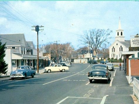 Old Small Towns in America | PC) Small Town USA, 1969 (OOC, Open?) Small Towns Usa, Small Town America, Small Town Life, Photo Memories, American Cities, Painting Photos, Street Scenes, Small Home, Vintage Postcard