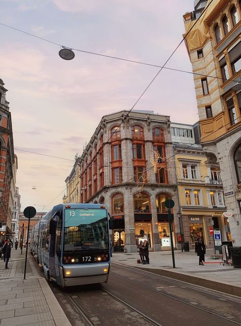 Norway Life, Tram Station, Winter Tips, Scandinavian Countries, Oslo Norway, Public Transportation, Dream City, City Aesthetic, What To Pack