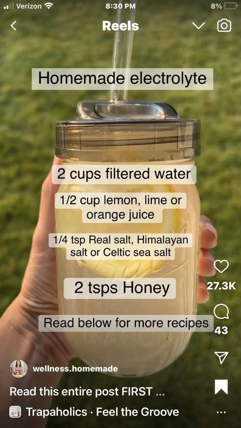 Electrolytes Drink, Electrolyte Drink Recipe, Hydration Drinks, Homemade Electrolyte Drink, Electrolyte Water, Healthy Juicer Recipes, Juice Smoothies Recipes, Healthy Juice Drinks, Juice Cleanse Recipes