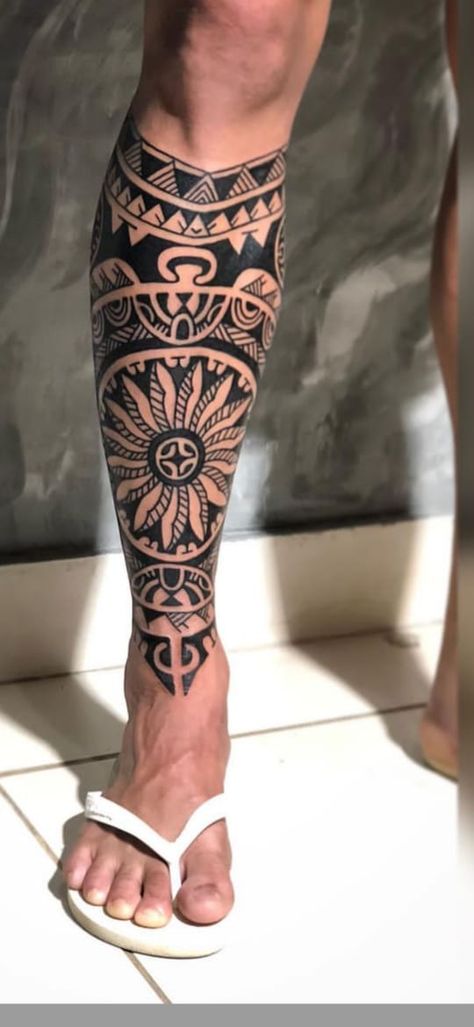 Tattoo Maori Perna, Old Traditional Tattoo, Afro Tattoo, Tattoo Pierna, J Tattoo, Shin Tattoo, Native Tattoos, Ancient Tattoo, Tattoo Techniques