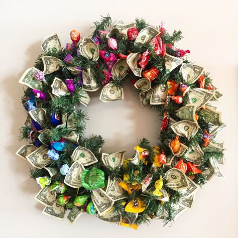 Money Wreath, Gift Card Wreath, 40th Birthday Presents, Orchid Plant Care, Gift Wreath, Money Flowers, Candy Wreath, Dollar Bill Origami, Christmas Money