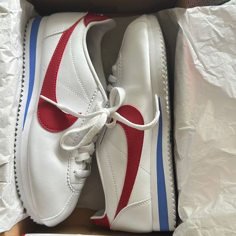 Only Worn Twice, Basically Brand New. Comes With Box Nike Cortez Forrest Gump, Cortez Nike, Nike Cortez Women, Nike Cortez Shoes, Cortez Shoes, Shoe Wishlist, Forrest Gump, Nike Red, Nike Cortez