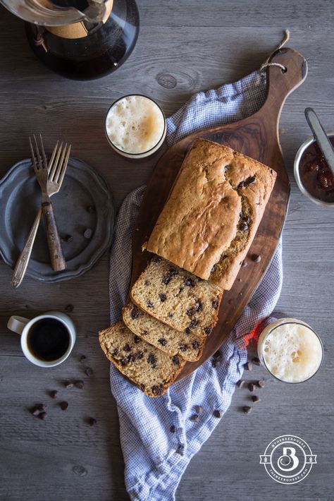 One Bowl Chocolate Chip Beer and Peanut Butter Bread Peanut Butter Bread, Butter Bread, I Like That, Loaf Cake, Cake Slice, Bread Dough, Vegetarian Chocolate, Muffin Recipes, Baking Soda