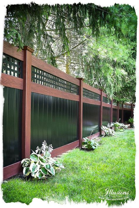 Vinyl Privacy Fence, Privacy Fence Designs, Cheap Backyard, Backyard Privacy, Front Yard Fence, Fence Landscaping, Fence Decor, Vinyl Fence, Fence Ideas