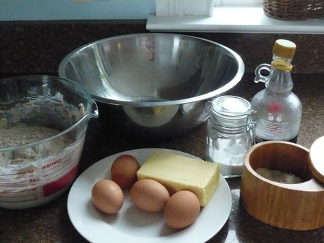 Pancake Batter- sally fallon's soaked recipe Weston Price Diet, Basic Pancake Recipe, Basic Pancakes, Ancestral Nutrition, Nourishing Traditions, Nourishing Foods, Pecan Recipes, Pancake Batter, Healthy Eating Recipes