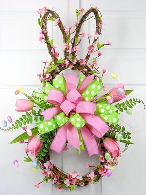 Easter Bunny Wreath - 11 Gorgeous DIY Spring Wreaths #spring #diy #springwreath #crafts #wreath Takken Decor, Diy Spring Wreath, Spring Door Wreaths, Easter Bunny Wreath, Easter Projects, Diy Spring, Bunny Wreath, Easter Crafts Diy, Hoppy Easter