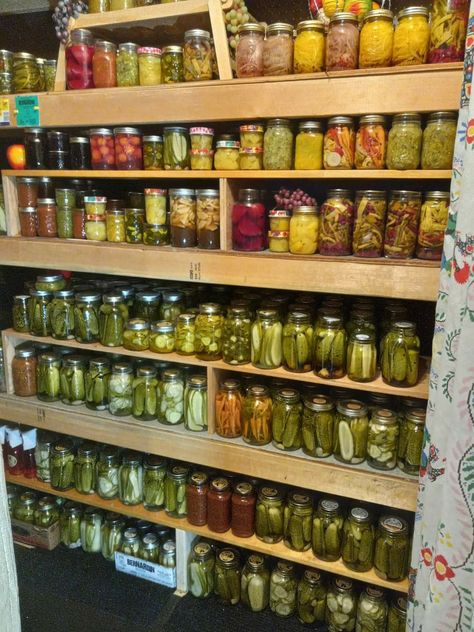 Canning Aesthetic, Pantry Designs, Food Storage Rooms, Beautiful Pantry, Grandma Aesthetic, Storage Rooms, Canned Food Storage, Root Cellar, Homesteading Skills