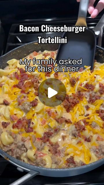 Jennifer LaRose on Instagram: "Bacon Cheeseburger Tortellini
By: cookingwithkatiecross
Ingredients
1 pound ground beef
6 slices of bacon cooked and chopped
½ yellow onion diced
1 tablespoon minced garlic
14.5- ounce petite diced tomatoes drained
½ cup heavy whipping cream
3 cups cheddar cheese
12 ounces cheese tortellini
Instructions
1.Bring a large pot of water to boil and cook the tortellini per the package instructions, drain and set aside (a small drop of olive oil will prevent pasta from sticking). In a large skillet over medium-high heat cook the slices of bacon until crispy then let them slightly cool and chop into pieces, set aside. In the same skillet add the onions and let them sauté for 2-3 minutes, add minced garlic and cook for 30-45 seconds until fragrant. Add the ground beef Cheeseburger Tortellini, Leftover Bacon, Tortellini Recipes, The Grease, Hamburger Helper, Cheese Tortellini, Hamburger Meat, Bacon Cheeseburger, Diced Tomatoes