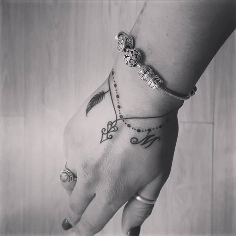 Tattoo bracelets are a thing and we want them all Armband Tattoo Frau, Bracelet Tattoos With Names, Braclet Tattoo, Charm Bracelet Tattoo, Armband Tattoos For Men, Wrist Bracelet Tattoo, Charm Tattoo, Bracelet Tattoo, Armband Tattoos