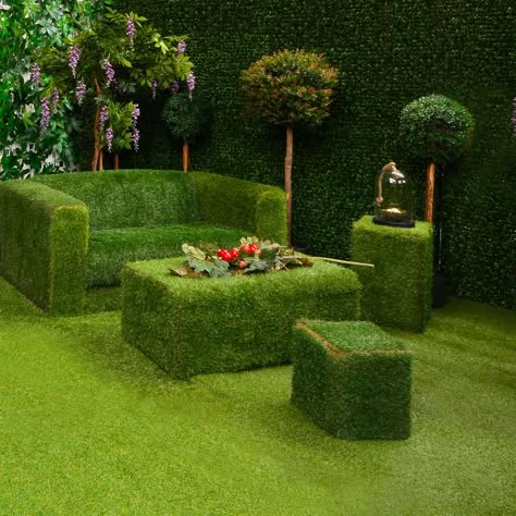 Garden Maze Theme Grass Wall Decor, Artificial Grass Ideas, Best Artificial Grass, Corporate Events Decoration, Grass Wall, Grass Decor, Sensory Garden, Fake Grass, Astro Turf