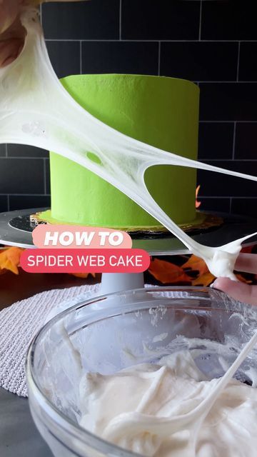 Halloween Cakes Spider Webs, Web Cake Spiderman, Halloween Spider Web Cake, Spider Web Cake Marshmallow, Spiderman Cake Marshmallow Web, How To Make Spider Webs For A Cake, How To Make Edible Spider Webs, Spiderweb Cake Marshmallow, Halloween Cake Spider Web