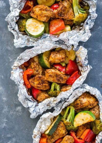 Zucchini Broccoli, Cajun Chicken Salad, Gimme Delicious, Paprika Spice, Foil Pack Dinners, Foil Pack Meals, Foil Packet Meals, Chicken And Veggies, Foil Packet