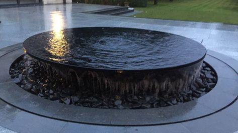 Bowl Water Feature, Water Feature Outdoor, Courtyard Fountain, Patio Water Feature, Contemporary Water Feature, Modern Water Feature, Water Fountain Design, Water Architecture, Modern Fountain