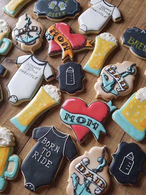 A beer and motorcycle themed cookie set for a baby shower Motorcycle Cake Ideas, Harley Davidson Baby Shower, Baby Shower Motorcycle, Tattoo Baby Shower, Cake Motorcycle, Rock Baby Showers, Harley Baby, Boy Shower Themes, Motorcycle Cake