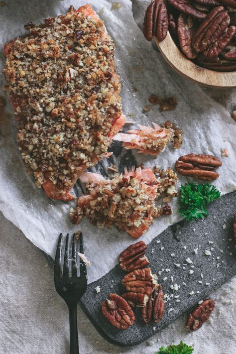 Pecan Crusted Salmon with Maple Dijon Glaze - Lolo Home Kitchen Pecan Crusted Salmon, Salmon Soy Sauce, Jelly Cookies, Crusted Salmon, Maple Pecan, Glazed Salmon, Delicious Cookie Recipes, Pumpkin Flavor, Peanut Butter Chips