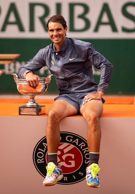 King of Clay! Rafael Nadal Makes Tennis History with 12th Undefeated French Open Title Rafael Nadal Girlfriend, Rafael Nadal Quotes, Tennis Rafael Nadal, Mode Tennis, Federer Nadal, Nadal Tennis, Tennis Quotes, Tennis Champion, Rafa Nadal