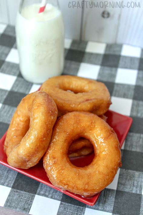 Canned Biscuit Glazed Doughnuts - Crafty Morning Crafty Morning Recipes, Doughnuts From Canned Biscuits, Canned Biscuit Donuts, Timer Video, Baked Ravioli Casserole, Holiday Deserts, Canned Biscuit, Biscuit Donuts, Breaking Fast