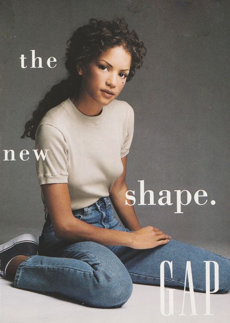 March 1993. ‘The new shape.’ Gap Ads, 90s Teen Fashion, Seventeen Magazine Fashion, Veronica Webb, Just Seventeen, 90s Teen, Magazine Images, Fashion Ads, Seventeen Magazine