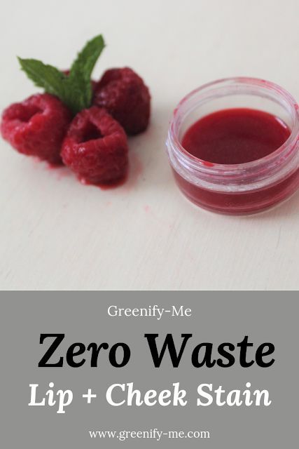 Zero Waste Lip + Cheek Stain - This zero waste lip and cheek stain is so easy to make. Made from only two ingredients, you're going to absolutely love its simplicity. Plus, The color actually lasts on your skin. Diy Lip And Cheek Stain, Natural Lip Stain Diy, Food Coloring Lip Stain, Beet Lip Stain Diy, How To Make A Lip Stain, Diy Lip Stain Recipes, Homemade Lip Stain, Diy Lip Stain, Lip Stain Diy