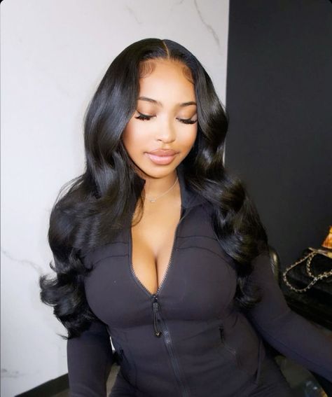 Free Part Sew In, Bday Hairstyles Ideas For Black Women, Middle Part With Curls Black Women, Middle Part Black Wig, Long Quick Weave, Middle Part Hairstyles For Black Women, Prom Wig Hairstyles, Baddie Hairstyles Black Women, Quickweave Hairstyles For Black Women