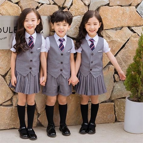 Korean School Uniform Boys And Girls, Kindergarten Uniform, Kids Uniform, School Uniform Kids, School Uniform Fashion, School Uniform Outfits, Kids Uniforms, Boys Uniforms, Boys School Uniform