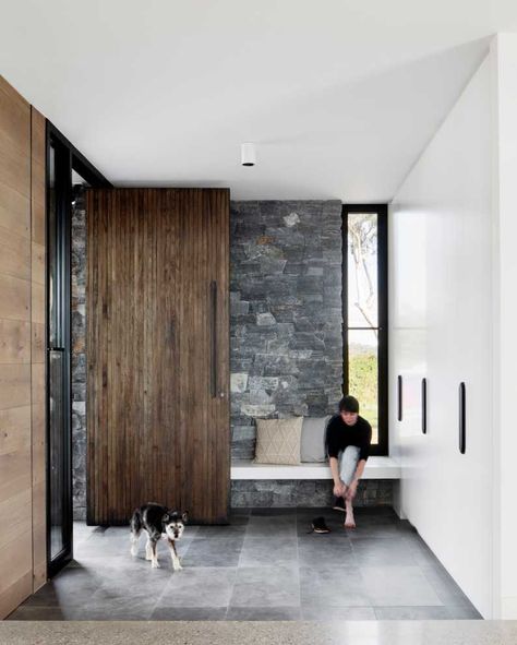 Bench At Front Door, Wood Accent Walls, Transitional Entry, Minimalist Fireplace, Modern Foyer, Black Window Frames, Design Hall, Modern Entry, Entry Lighting