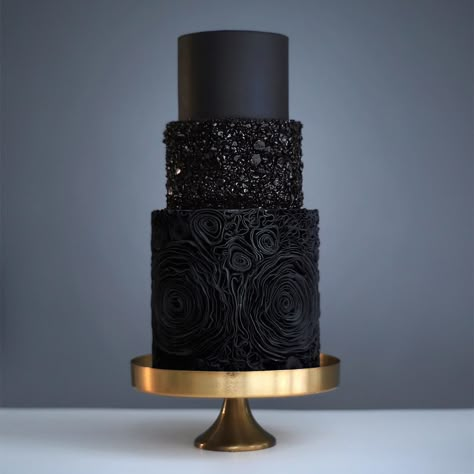 black 3 tier wedding cake (15) mv -- Wedding Cakes We Love This Year | Wedding Inspirasi #wedding #weddings #bridal #weddingideas ~ Black And Gold Wedding Cake, Tier Wedding Cakes, Black And Gold Wedding, 3 Tier Wedding Cakes, Black Wedding Cakes, Buttercream Wedding Cake, Dark Wedding, Cake Trends, Gold Wedding Cake