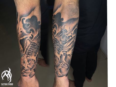 #japanesetattoo #japanesekoi #koifish #mojo_tattoo_studio Koi Fish Tattoo Design, Fish Tattoo Design, Florida Tattoo, Koi Fish Tattoo, Fish Tattoo, Japanese Koi, Word Tattoos, Japanese Tattoo, Koi Fish