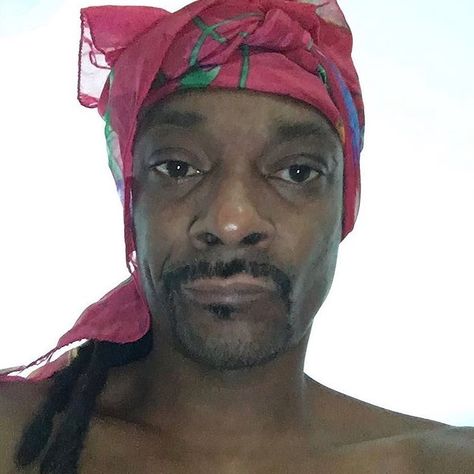 The Shade Room on Instagram: “#CaptionThis #UncleSnoop 😩” Braids, Pink, Plaits