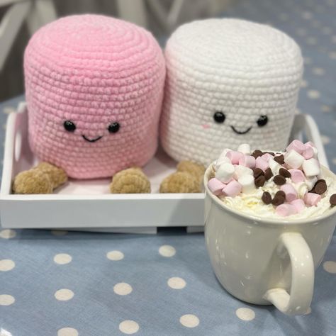 Marshmallow Crochet Pattern, Crochet Marshmallow Pattern, Crochet Market Items, Marshmallow Crochet, Crochet Help, Crochet Marshmallow, Xmas Crochet, Marshmallow Crafts, Instagram Direct Message