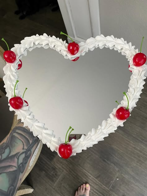 Adorable 12 inch kawaii mirror with faux frosting and cherries. Perfect for a gift, bathroom or bedroom decor. Spackle Projects, Cherry Bathroom Decor, Cherry Bedroom Decor, Cherry Room Decor, Cherry Crafts, Kawaii Mirror, Cherry Decorations, Cherry Bathroom, Townhome Decor