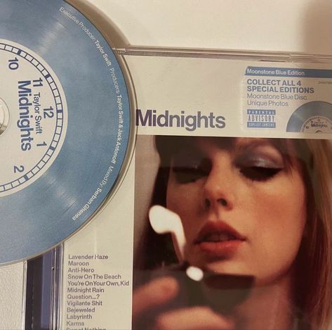 Taylor Swift Cd, Taylor Swift Aesthetic, Blue Disc, Vinyl Aesthetic, Jack Antonoff, Estilo Taylor Swift, Taylor Swift Album, Taylor Swift Wallpaper, Aesthetic Images