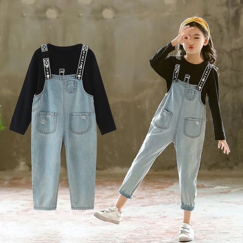 Style Overalls, Cool Baby Clothes, Trendy Baby Clothes, Joggers Outfit, Clothes Cute, Fashionable Clothes, Children Clothing, Girls T Shirt, Clothing Sets