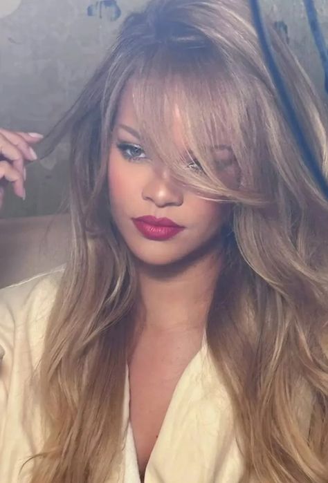 These 8 Hair Trends Will Dominate Spring 2024, According To Hairstylists | Who What Wear Blonde With Olive Skin Tone, Blond Hair On Tan Skin, Blonde Hair For Morena Skin, Blonde For Olive Skin Tone, Blonde Hair Olive Skin, Latina Blonde Hair Olive Skin, Blonde Hair Tan Skin, Hair Colors For Olive Skin, Olive Skin Tone Hair Color