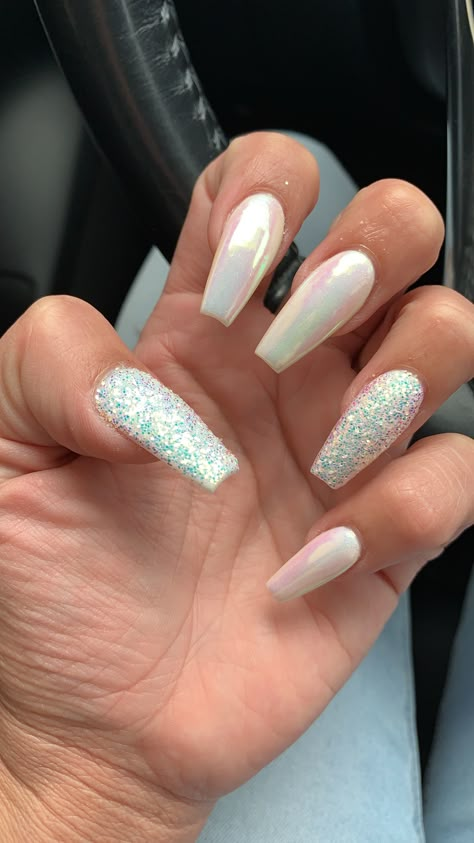 Chrome Nails and white glitter sparkles White Chrome Sparkle Nails, White Chrome With Glitter, Pearl White Glitter Nails, Nails Acrylic Pearl White, Sparkle And Chrome Nails, Coffin Chrome Nails Designs, White Pearl Acrylic Nails, White Chrome Glitter Nails, Chrome Nails And Glitter