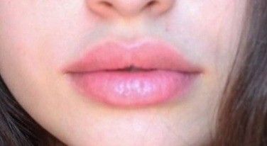 Lips Aesthetic, Lips Inspiration, Angel Makeup, Ethereal Makeup, Full Lips, Lip Shapes, Lip Injections, Perfect Lips, School Looks